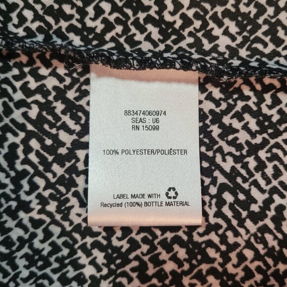 S | Covington | Graphic Pop Sleeveless V-Neck Blouse - Picture 5 of 5